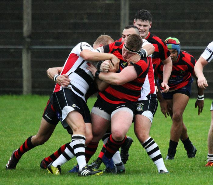 Tenby compete strongly for possession